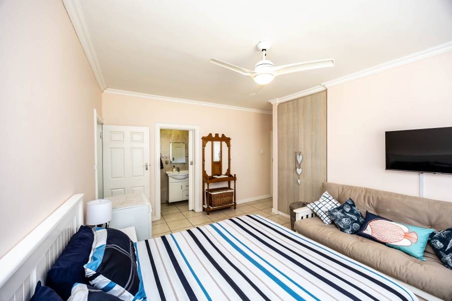 4 Bedroom Property for Sale in Cosy Corner Eastern Cape